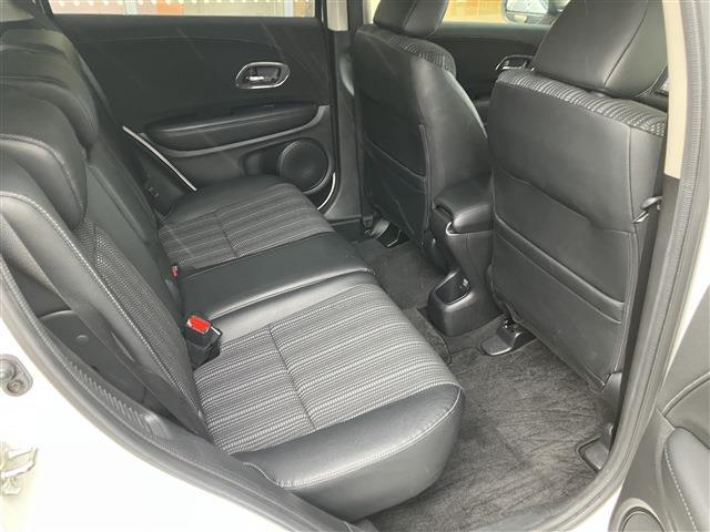 ヴェゼル ハイブリッドX・Lパッケージ 4WD(11枚目)