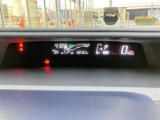 アクア Ｓ　ハイブリッド　純正ホイール　スマートキー　ＥＴＣ　ナビ　フルセグＴＶ　バックカメラ　シートヒーター（28枚目）