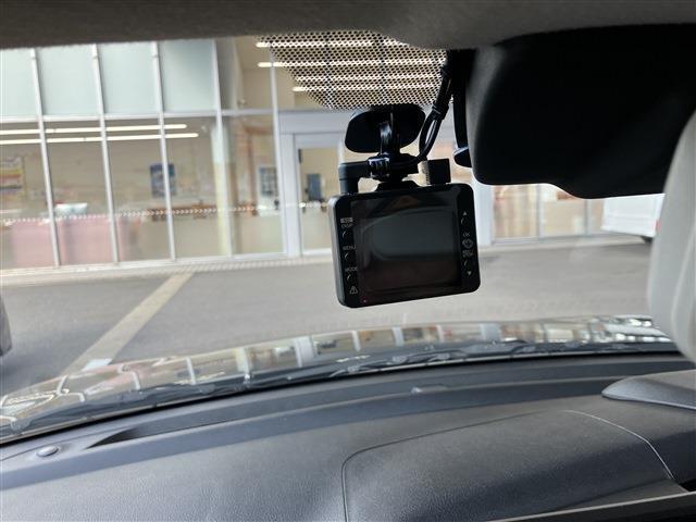 �W���ԗ��͒S���҂����I�����ǎ��Ȃ��Ԃ݂̂��񋟂��Ă���܂��B