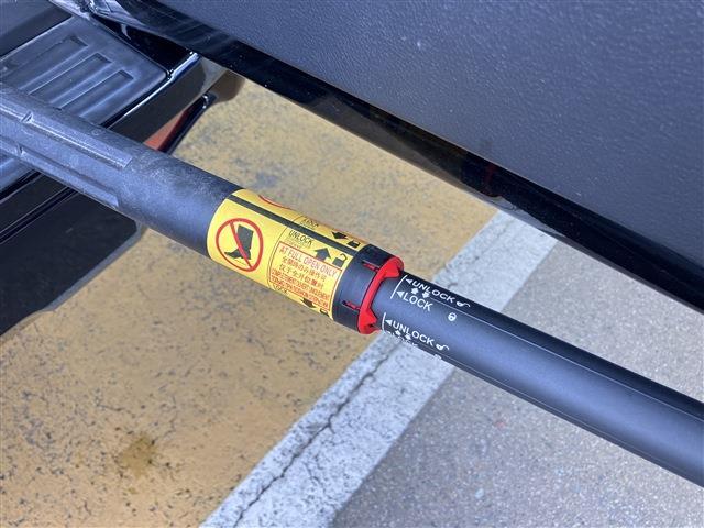 ランドクルーザープラド TX ディーゼル4WD(67枚目)