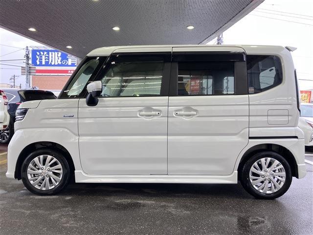 スペーシアカスタム ハイブリッドＧＳ　４ＷＤ★ハイブリッド★片側電動スライドドア★純正アルミホイール★パワーウィンドウ★フォグランプ★シートヒーター★ＬＥＤ（7枚目）