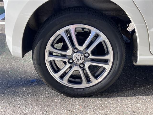 N-BOX G・ターボLパッケージ 純正ナビ★フルセグTV★バックカメラ★両側電動スライドドア★純正アルミホイール★スマートキー★プッシュスタート★ETC★パワーウィンドウ★フロアマット★横滑り防止装置(12枚目)