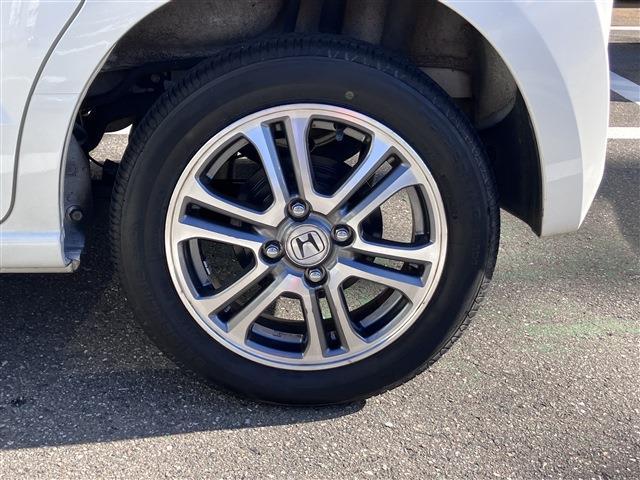 N-BOX G・ターボLパッケージ 純正ナビ★フルセグTV★バックカメラ★両側電動スライドドア★純正アルミホイール★スマートキー★プッシュスタート★ETC★パワーウィンドウ★フロアマット★横滑り防止装置(13枚目)