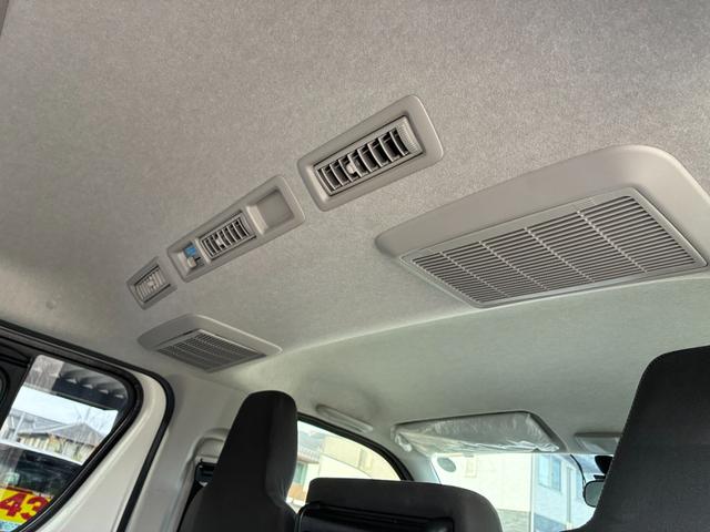 ハイエースバン ロングDX GLパッケージ 3/6人乗り4WD ディーゼルターボ ナビ ワンセグ 前後ドライブレコーダー ETC 電動格納ミラー キーレス フォグランプ(27枚目)