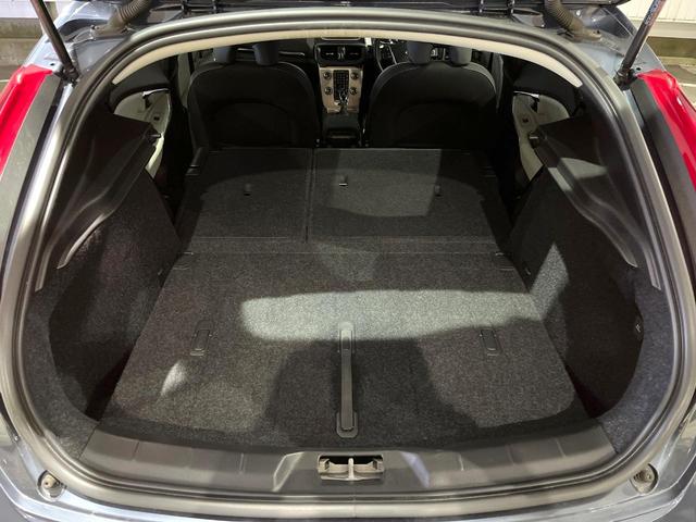 V40 クロスカントリー T5 AWD モメンタム インテリセーフ レーダークルーズ 禁煙車 シートヒーター パワーシート 純正ナビ バックカメラ Bluetooth トールハンマーLEDヘッド ブラインドスポットインフォメーション(30枚目)
