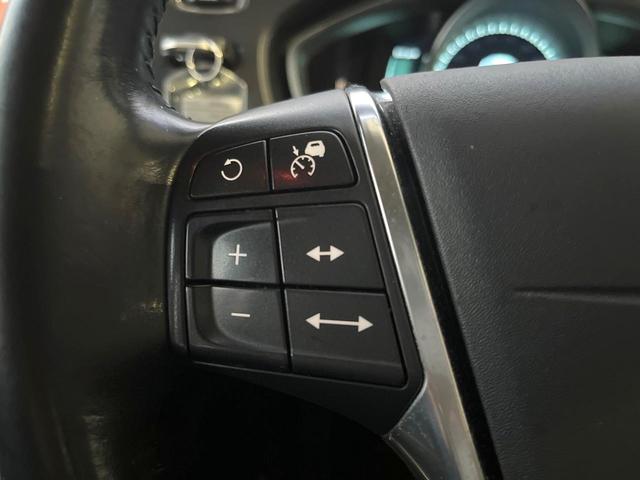 Ｖ４０ Ｔ４　スポーツ　純正ナビ　シートヒーター　パワーシート　レーダークルーズコントロール　バックカメラ　ＨＩＤヘッドライト　フルセグＴＶ　純正１７インチアルミホイール（8枚目）