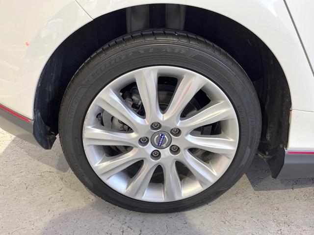 Ｖ４０ Ｔ４　スポーツ　純正ナビ　シートヒーター　パワーシート　レーダークルーズコントロール　バックカメラ　ＨＩＤヘッドライト　フルセグＴＶ　純正１７インチアルミホイール（16枚目）