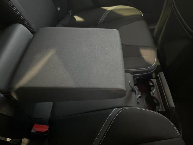 Ｖ４０ Ｔ４　スポーツ　純正ナビ　シートヒーター　パワーシート　レーダークルーズコントロール　バックカメラ　ＨＩＤヘッドライト　フルセグＴＶ　純正１７インチアルミホイール（31枚目）