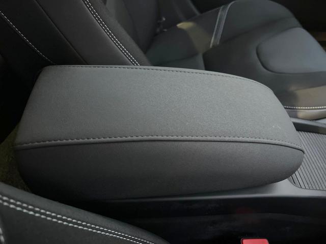 Ｖ４０ Ｔ４　スポーツ　純正ナビ　シートヒーター　パワーシート　レーダークルーズコントロール　バックカメラ　ＨＩＤヘッドライト　フルセグＴＶ　純正１７インチアルミホイール（38枚目）