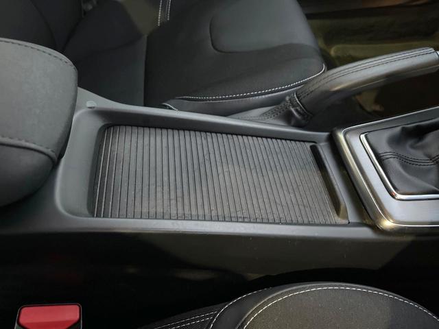 Ｖ４０ Ｔ４　スポーツ　純正ナビ　シートヒーター　パワーシート　レーダークルーズコントロール　バックカメラ　ＨＩＤヘッドライト　フルセグＴＶ　純正１７インチアルミホイール（40枚目）