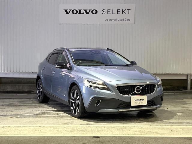 Ｖ４０ クロスカントリー　Ｔ５　ＡＷＤ　サマム　白革シート　ｈａｒｍａｎ／ｋａｒｄｏｎ　衝突被害軽減ブレーキ　レーダークルーズ　純正ナビ　全席シートヒーター　前席パワーシート　純正１８インチアルミ　バックカメラ　Ｂｌｕｅｔｏｏｔｈ（21枚目）