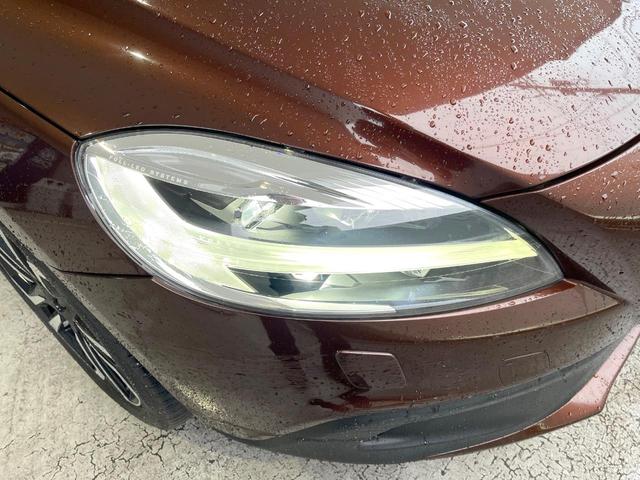 Ｖ４０ クロスカントリー　Ｔ５　ＡＷＤクラシックエディション　本革シート　ガラスルーフ　インテリセーフ　ｈａｒｍａｎ／ｋａｒｄｏｎ　純正ナビ　バックカメラ　シートヒーター　フルセグＴＶ　Ｂｌｕｅｔｏｏｔｈ　メモリーシート　パドルシフト（15枚目）