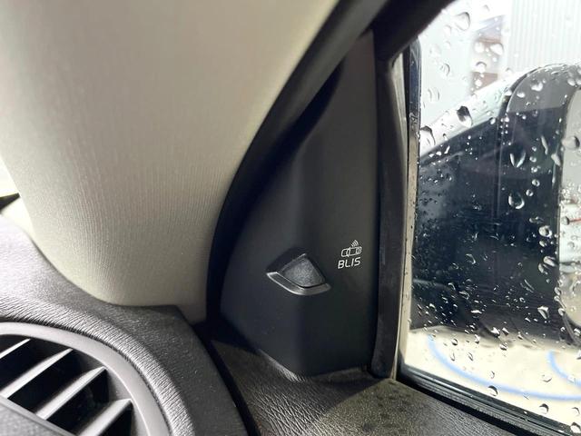 Ｖ４０ クロスカントリー　Ｔ５　ＡＷＤクラシックエディション　本革シート　ガラスルーフ　インテリセーフ　ｈａｒｍａｎ／ｋａｒｄｏｎ　純正ナビ　バックカメラ　シートヒーター　フルセグＴＶ　Ｂｌｕｅｔｏｏｔｈ　メモリーシート　パドルシフト（34枚目）