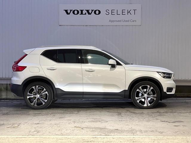 ＸＣ４０ Ｂ４　ＡＷＤ　インスクリプション　認定中古車　サンルーフ　アンバーレザーシート　ｈａｒｍａｎ／ｋａｒｄｏｎ　３６０°ビューカメラ　シートヒーター　１９インチアルミ　パイロットアシスト　レーダークルーズ　インテリセーフ　禁煙車（24枚目）