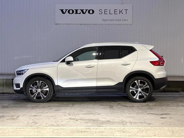 ＸＣ４０ Ｂ４　ＡＷＤ　インスクリプション　認定中古車　サンルーフ　アンバーレザーシート　ｈａｒｍａｎ／ｋａｒｄｏｎ　３６０°ビューカメラ　シートヒーター　１９インチアルミ　パイロットアシスト　レーダークルーズ　インテリセーフ　禁煙車（25枚目）