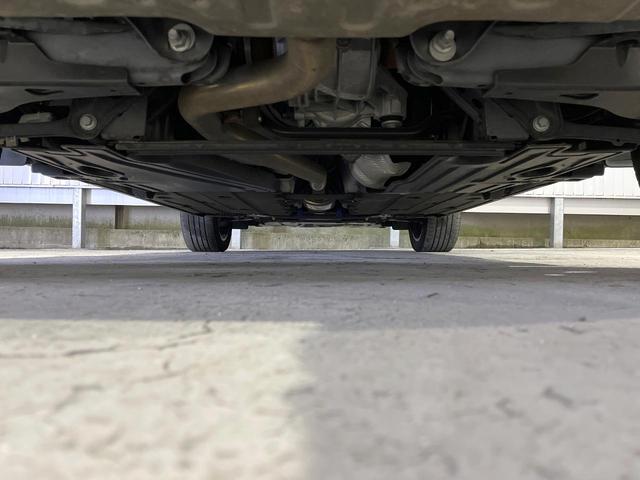 ＸＣ４０ Ｂ４　ＡＷＤ　インスクリプション　認定中古車　サンルーフ　アンバーレザーシート　ｈａｒｍａｎ／ｋａｒｄｏｎ　３６０°ビューカメラ　シートヒーター　１９インチアルミ　パイロットアシスト　レーダークルーズ　インテリセーフ　禁煙車（29枚目）