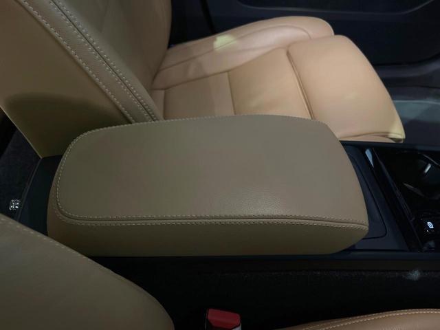ＸＣ４０ Ｂ４　ＡＷＤ　インスクリプション　認定中古車　サンルーフ　アンバーレザーシート　ｈａｒｍａｎ／ｋａｒｄｏｎ　３６０°ビューカメラ　シートヒーター　１９インチアルミ　パイロットアシスト　レーダークルーズ　インテリセーフ　禁煙車（47枚目）