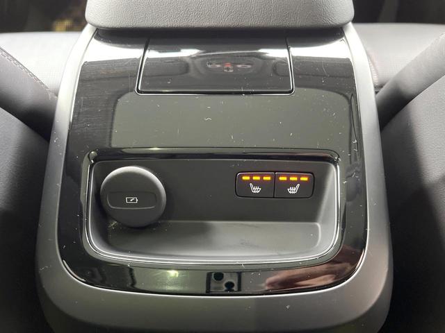 V90 リチャージアルティメトT8AWDプラグインハイブリド 認定中古車 B&Wサウンドシステム サンルーフ 黒革シート グーグル搭載ナビ 360°ビューカメラ シートベンチレーション シートヒーター パワーシート 純正20インチアルミ パワーバックドア(16枚目)