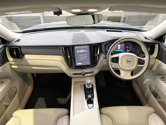 ＸＣ６０ アルティメット　Ｂ５　ＡＷＤ　認定中古車　サンルーフ　白革シート　グーグル搭載ナビ　ｈａｒｍａｎｋａｒｄｏｎオーディオ　アダプティブクルーズコントロール　シートベンチレーション　シートヒーター　パワーバックドア　ＬＥＤヘッドライト（2枚目）