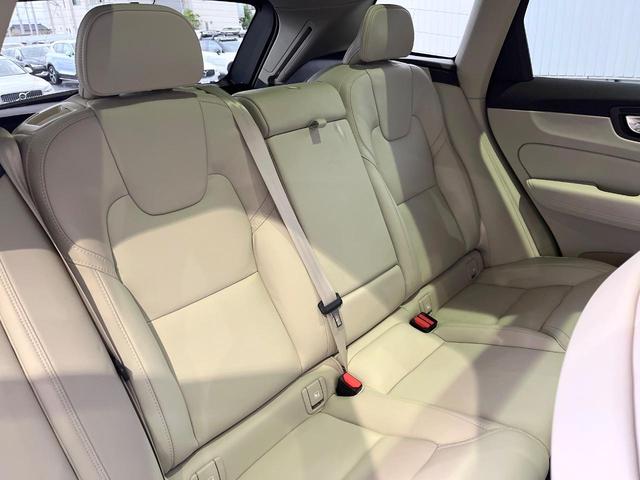ＸＣ６０ アルティメット　Ｂ５　ＡＷＤ　認定中古車　サンルーフ　白革シート　グーグル搭載ナビ　ｈａｒｍａｎｋａｒｄｏｎオーディオ　アダプティブクルーズコントロール　シートベンチレーション　シートヒーター　パワーバックドア　ＬＥＤヘッドライト（15枚目）