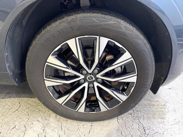 ＸＣ６０ アルティメット　Ｂ５　ＡＷＤ　認定中古車　サンルーフ　白革シート　グーグル搭載ナビ　ｈａｒｍａｎｋａｒｄｏｎオーディオ　アダプティブクルーズコントロール　シートベンチレーション　シートヒーター　パワーバックドア　ＬＥＤヘッドライト（30枚目）