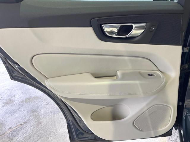 ＸＣ６０ アルティメット　Ｂ５　ＡＷＤ　認定中古車　サンルーフ　白革シート　グーグル搭載ナビ　ｈａｒｍａｎｋａｒｄｏｎオーディオ　アダプティブクルーズコントロール　シートベンチレーション　シートヒーター　パワーバックドア　ＬＥＤヘッドライト（38枚目）