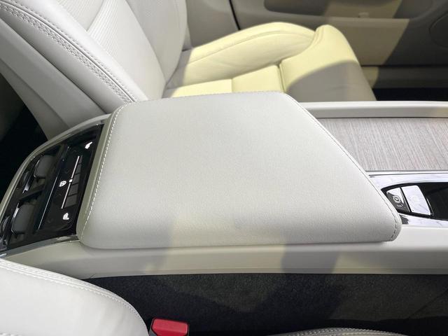 ＸＣ６０ アルティメット　Ｂ５　ＡＷＤ　認定中古車　サンルーフ　白革シート　グーグル搭載ナビ　ｈａｒｍａｎｋａｒｄｏｎオーディオ　アダプティブクルーズコントロール　シートベンチレーション　シートヒーター　パワーバックドア　ＬＥＤヘッドライト（50枚目）