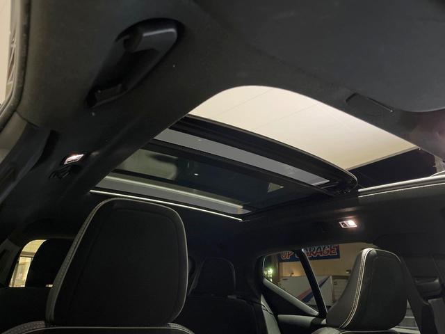 ＸＣ４０ Ｔ４　ＡＷＤ　Ｒデザイン　認定中古車　サンルーフ　ｈａｒｍａｎ／ｋａｒｄｏｎ　純正９型ナビ　３６０°ビューカメラ　アダプティブクルーズコントロール　全席シートヒーター　前席パワーシート　パワーバックドア（5枚目）