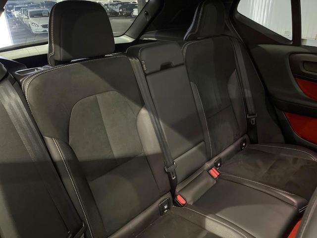 ＸＣ４０ Ｔ４　ＡＷＤ　Ｒデザイン　認定中古車　サンルーフ　ｈａｒｍａｎ／ｋａｒｄｏｎ　純正９型ナビ　３６０°ビューカメラ　アダプティブクルーズコントロール　全席シートヒーター　前席パワーシート　パワーバックドア（15枚目）