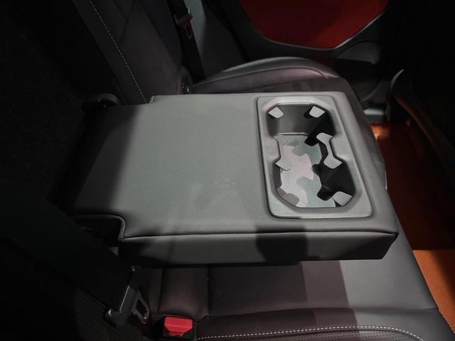 ＸＣ４０ Ｔ４　ＡＷＤ　Ｒデザイン　認定中古車　サンルーフ　ｈａｒｍａｎ／ｋａｒｄｏｎ　純正９型ナビ　３６０°ビューカメラ　アダプティブクルーズコントロール　全席シートヒーター　前席パワーシート　パワーバックドア（37枚目）