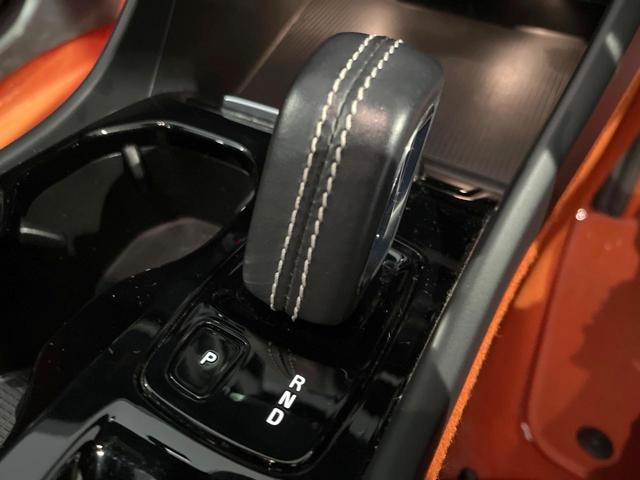 ＸＣ４０ Ｔ４　ＡＷＤ　Ｒデザイン　認定中古車　サンルーフ　ｈａｒｍａｎ／ｋａｒｄｏｎ　純正９型ナビ　３６０°ビューカメラ　アダプティブクルーズコントロール　全席シートヒーター　前席パワーシート　パワーバックドア（53枚目）