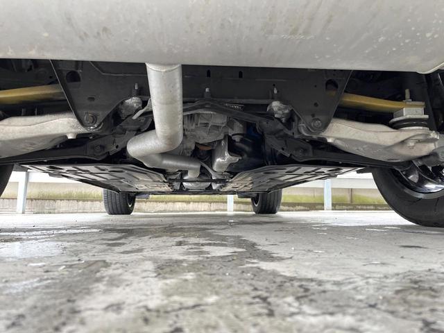 XC60 D4 AWD インスクリプション 純正9インチナビ パノラマガラスサンルーフ harman/kardon 本革シート 360°ビューカメラ パイロットアシスト シートベンチレーション メモリー機能付きパワーシート ETC(44枚目)