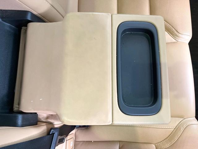 XC60 D4 AWD インスクリプション 純正9インチナビ パノラマガラスサンルーフ harman/kardon 本革シート 360°ビューカメラ パイロットアシスト シートベンチレーション メモリー機能付きパワーシート ETC(62枚目)