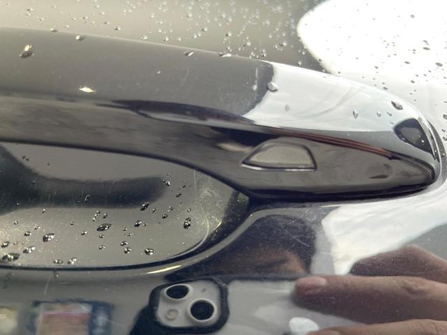 XC60 D4 AWD インスクリプション 純正9インチナビ パノラマガラスサンルーフ harman/kardon 本革シート 360°ビューカメラ パイロットアシスト シートベンチレーション メモリー機能付きパワーシート ETC(66枚目)