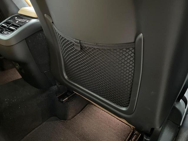XC60 アルティメット B5 AWD 認定中古車 エアサス Google搭載 パノラマガラスサンルーフ Bowers&Wilkins ナッパレザーシート マッサージ機能 インテリセーフ 禁煙車 Bluetooth AppleCarPlay(50枚目)