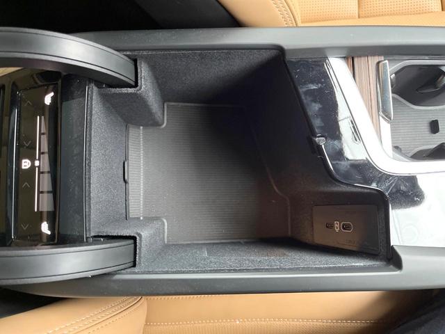 XC60 アルティメット B5 AWD 認定中古車 エアサス Google搭載 パノラマガラスサンルーフ Bowers&Wilkins ナッパレザーシート マッサージ機能 インテリセーフ 禁煙車 Bluetooth AppleCarPlay(64枚目)