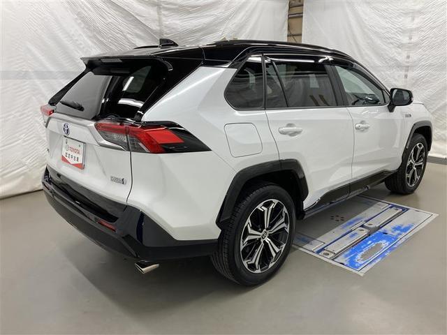 ＲＡＶ４　ＰＨＶ Ｚ　４ＷＤ　フルセグ　メモリーナビ　ミュージックプレイヤー接続可　バックカメラ　衝突被害軽減システム　ＥＴＣ　ドラレコ　ＬＥＤヘッドランプ　ワンオーナー（9枚目）