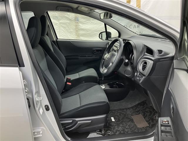 ヴィッツ F スマイルエディション ワンオーナー(18枚目)