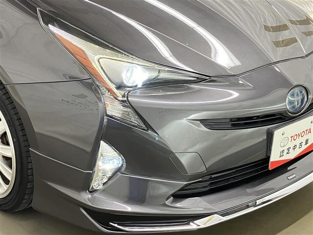 プリウス S 4WD フルセグ メモリーナビ DVD再生 ミュージックプレイヤー接続可 バックカメラ 衝突被害軽減システム ETC LEDヘッドランプ ワンオーナー フルエアロ(12枚目)