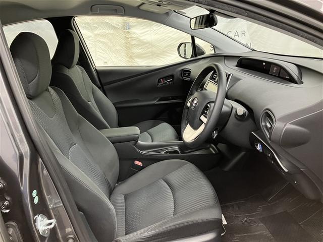 プリウス S 4WD フルセグ メモリーナビ DVD再生 ミュージックプレイヤー接続可 バックカメラ 衝突被害軽減システム ETC LEDヘッドランプ ワンオーナー フルエアロ(17枚目)