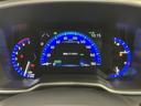 とっても見やすいメーターです。夜間時はラグジュアリーな気分にさせてくれる照明が魅力ですので、夜のドライブも楽しみになりますよ♪