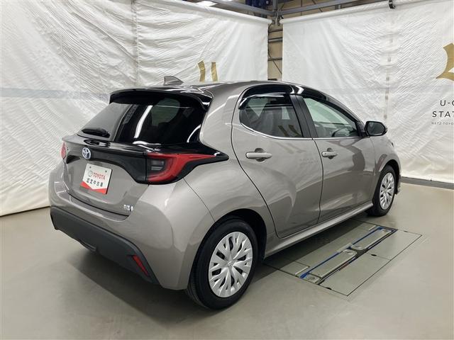 ヤリス ハイブリッドZ メモリーナビ ミュージックプレイヤー接続可 バックカメラ 衝突被害軽減システム ETC ドラレコ LEDヘッドランプ ワンオーナー(8枚目)