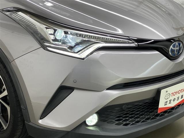 ＬＥＤヘッドライトです。デザイン性がよくとても明るいので、夜間の走行や悪天候でも安心です。しかも長寿命！