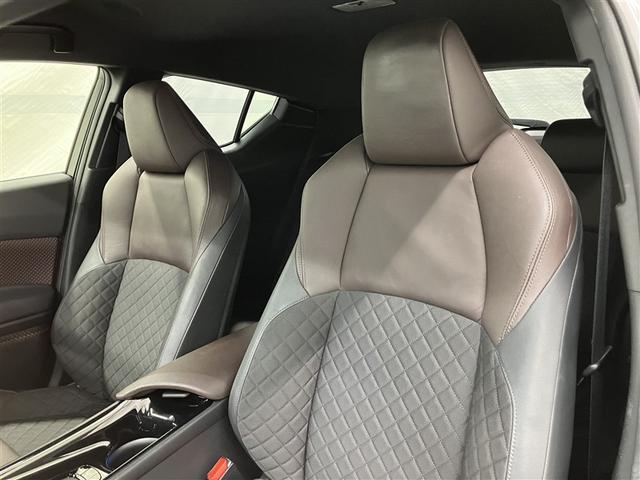 合成皮革で包み込んだ上質なシートです。ラグジュアリーな気分にさせてくれます♪