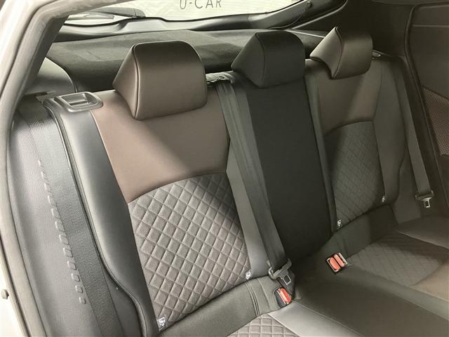 リヤシートです。