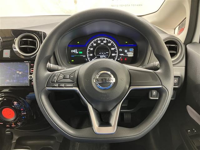 ノート ｅ－パワー　Ｘ　フルセグ　メモリーナビ　ＤＶＤ再生　ミュージックプレイヤー接続可　バックカメラ　衝突被害軽減システム　ＥＴＣ　ドラレコ　ワンオーナー（36枚目）