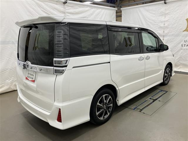 ヴォクシー ZS 煌III フルセグ メモリーナビ DVD再生 ミュージックプレイヤー接続可 後席モニター バックカメラ 衝突被害軽減システム ETC 両側電動スライド LEDヘッドランプ ウオークスルー 乗車定員7人(8枚目)