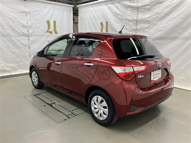 ヴィッツ Ｆ　アミー　ワンセグ　メモリーナビ　ミュージックプレイヤー接続可　バックカメラ　衝突被害軽減システム　ＥＴＣ　ドラレコ　アイドリングストップ（7枚目）