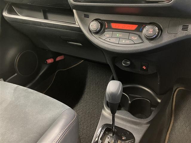 ヴィッツ Ｆ　アミー　ワンセグ　メモリーナビ　ミュージックプレイヤー接続可　バックカメラ　衝突被害軽減システム　ＥＴＣ　ドラレコ　アイドリングストップ（31枚目）