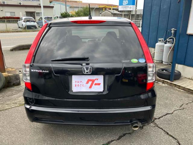 ストリーム Ｘ　ＥＴＣ　バックカメラ　ナビ　ＴＶ　キーレスエントリー　３列シート　ＡＴ　アルミホイール　ＣＤ　衝突安全ボディ　ＡＢＳ　エアコン　パワーステアリング　パワーウィンドウ（8枚目）